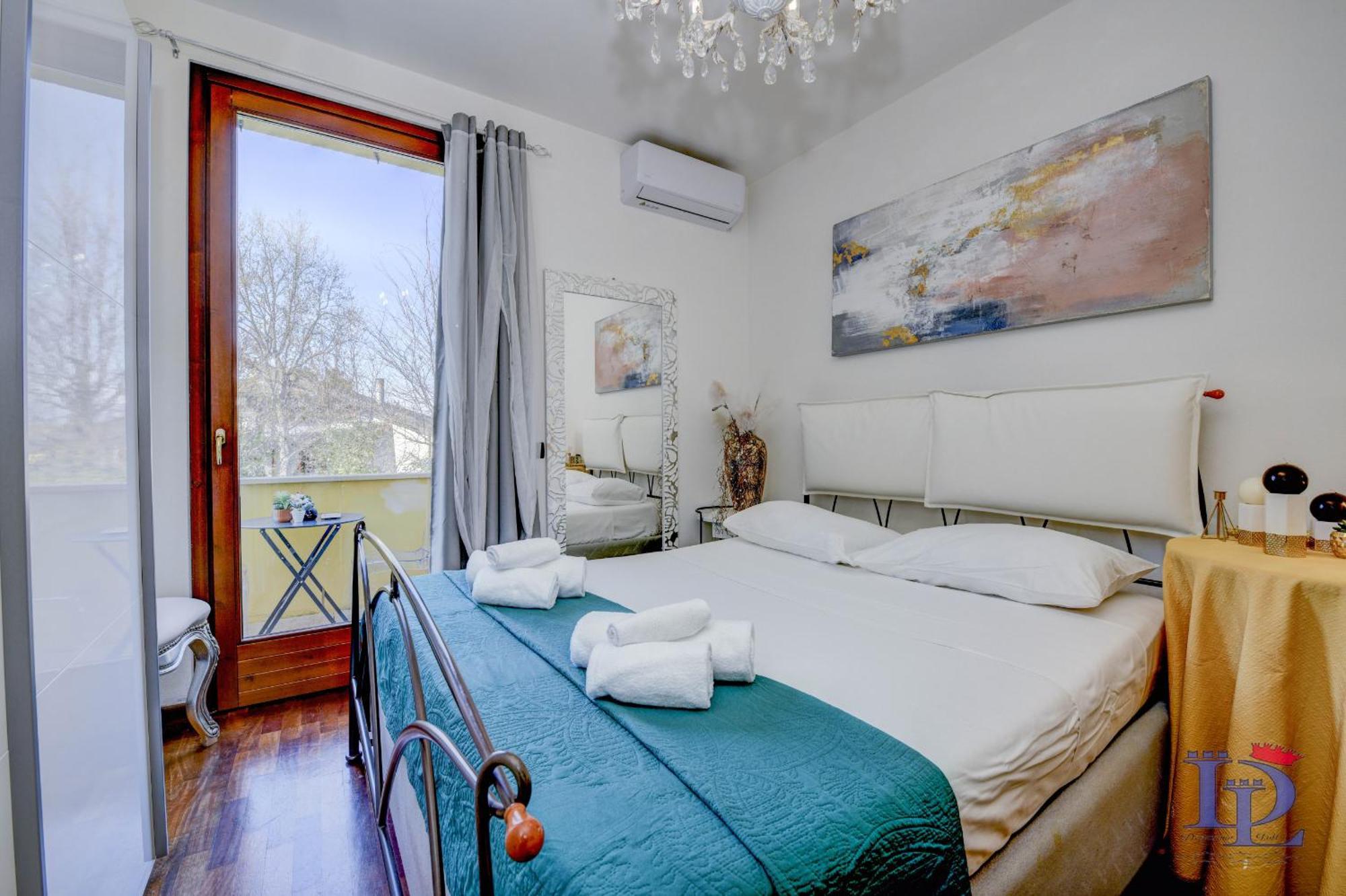 Desenzanoloft Official Partner Marriott Homes & Villas - Luxury Suite With Jacuzzi And Garden Дезенцано-дель-Гарда Экстерьер фото