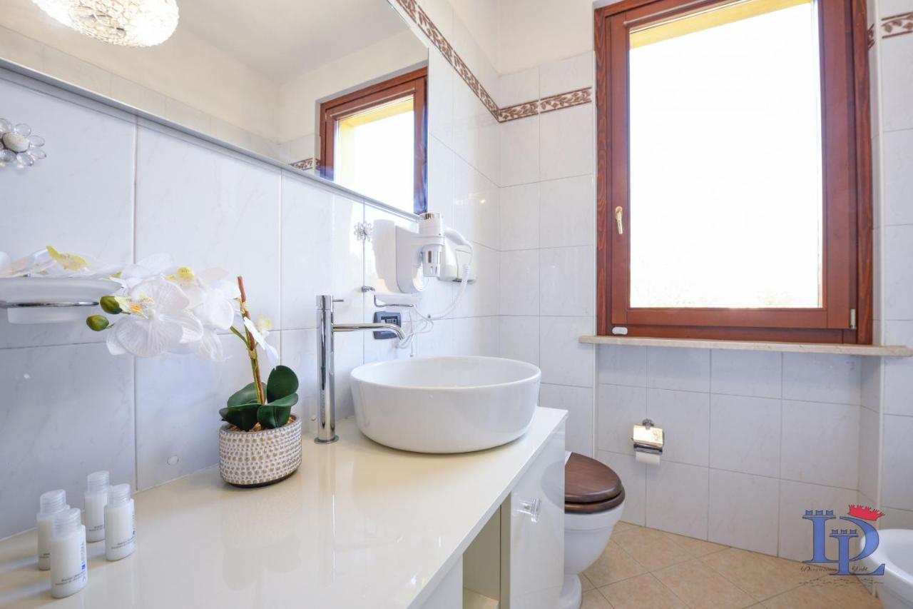 Desenzanoloft Official Partner Marriott Homes & Villas - Luxury Suite With Jacuzzi And Garden Дезенцано-дель-Гарда Экстерьер фото